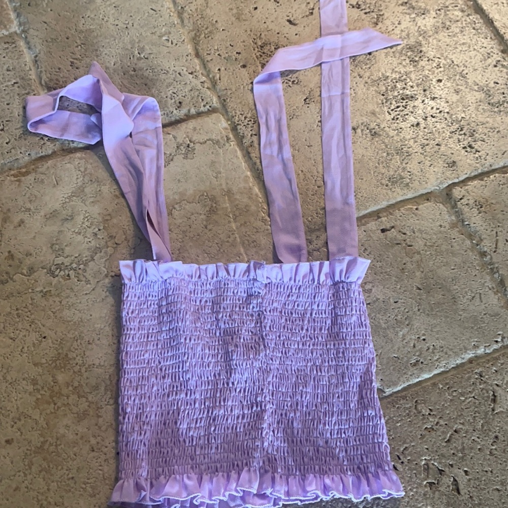 Size small purple top